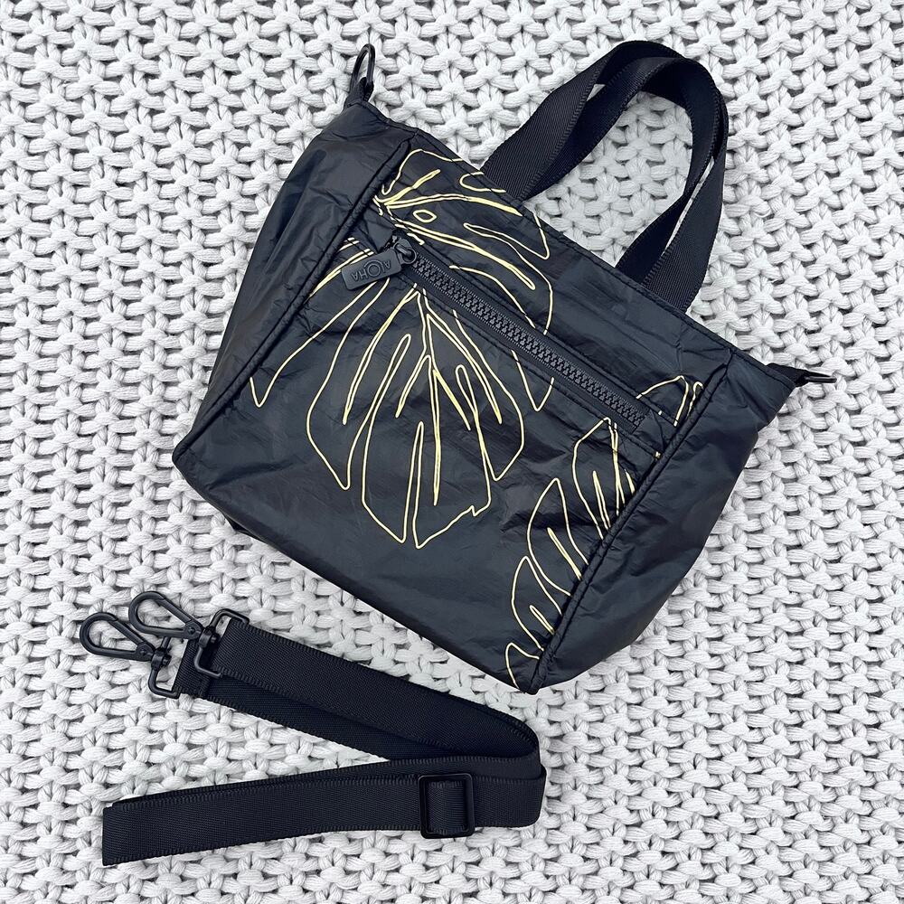 Aloha collection• Crossbody Bag Lānai Gold on Black